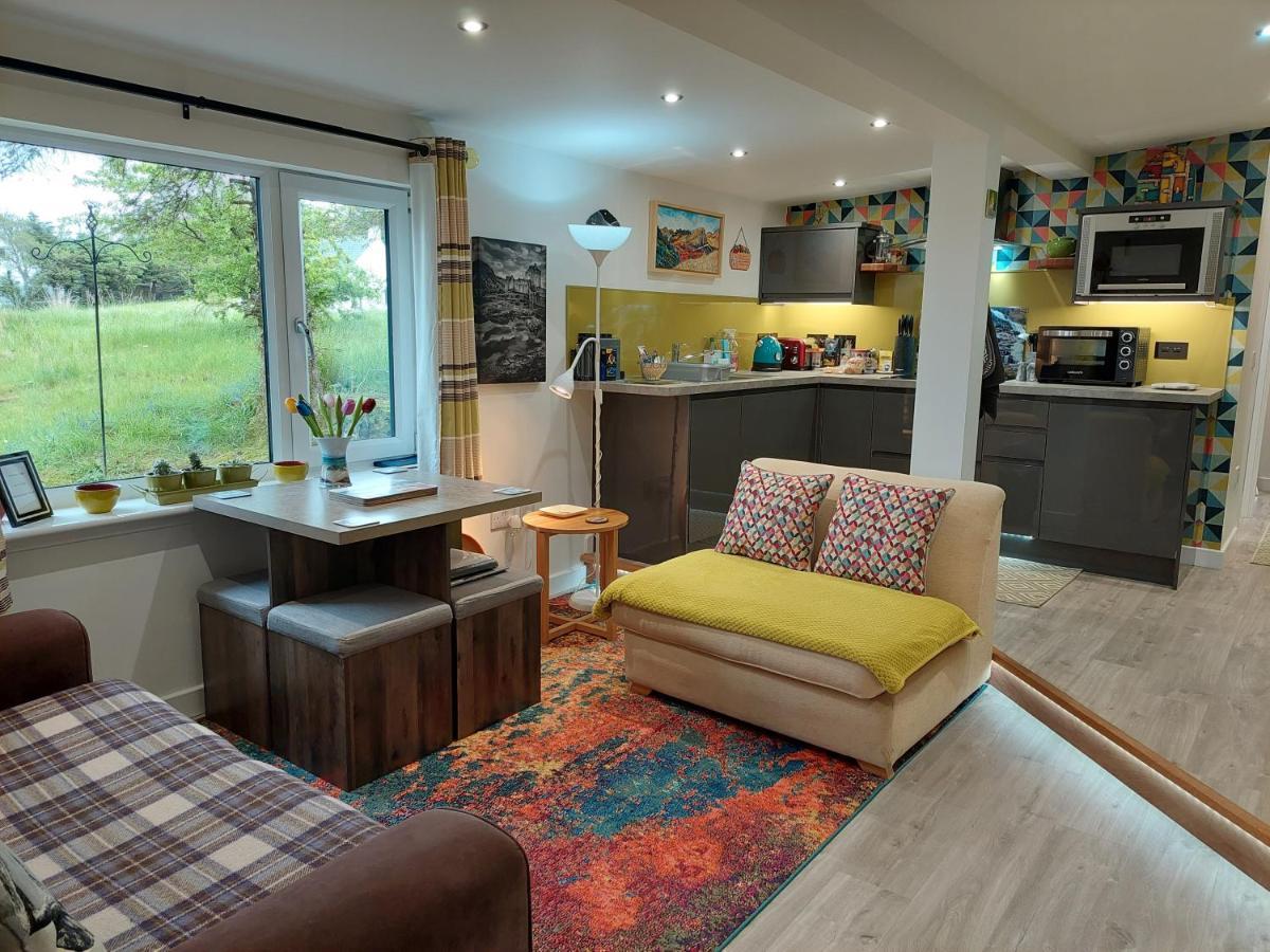 Bayview Lodge New Spacious Apartment Breakish ภายนอก รูปภาพ